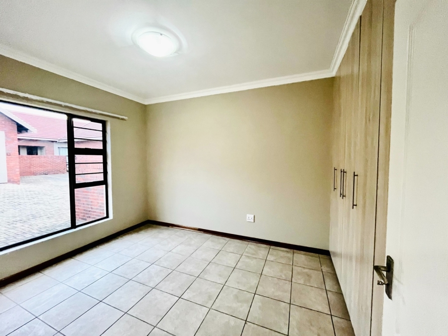 2 Bedroom Property for Sale in Wild Olive Estate Free State